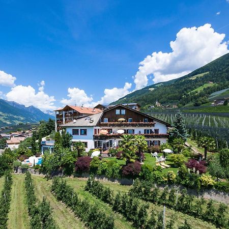 Pension Zum Burggraefler Schenna Exterior foto