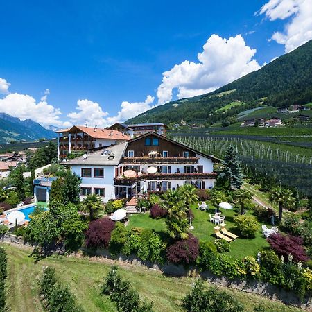 Pension Zum Burggraefler Schenna Exterior foto